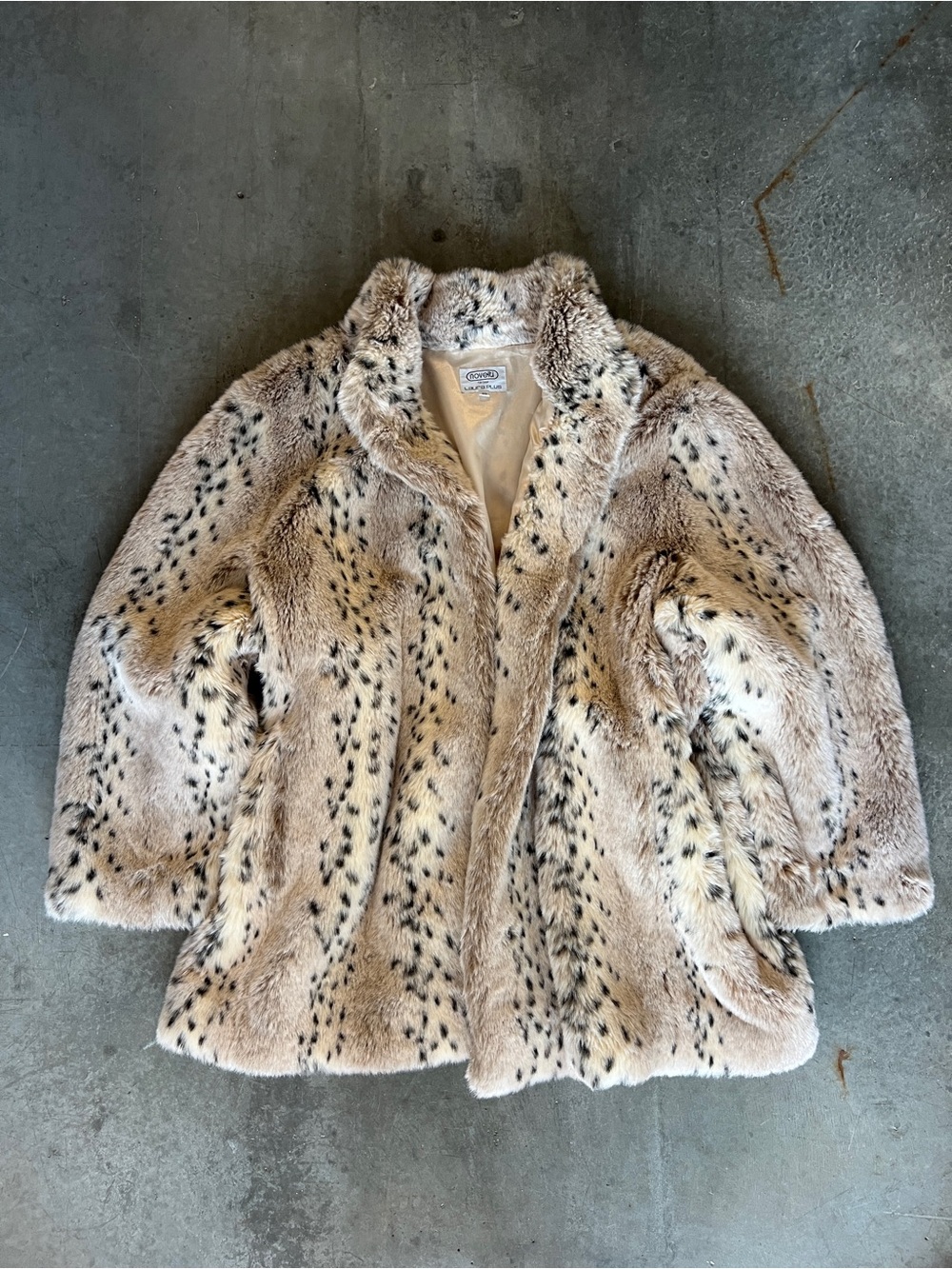 Faux Fur Spot-Print Coat - Cream - Picture 3 of 13